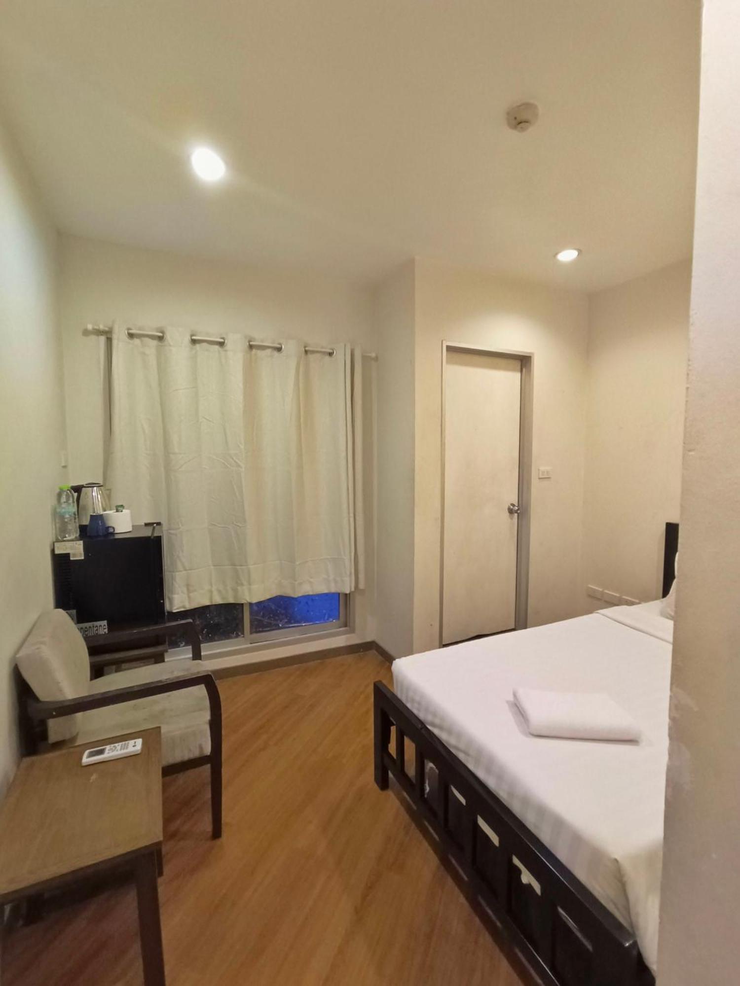 בנגקוק Vinary Hotel Sukhumvit מראה חיצוני תמונה