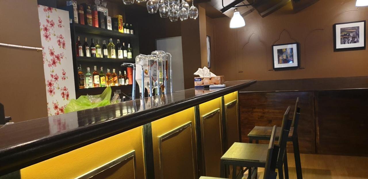 בנגקוק Vinary Hotel Sukhumvit מראה חיצוני תמונה